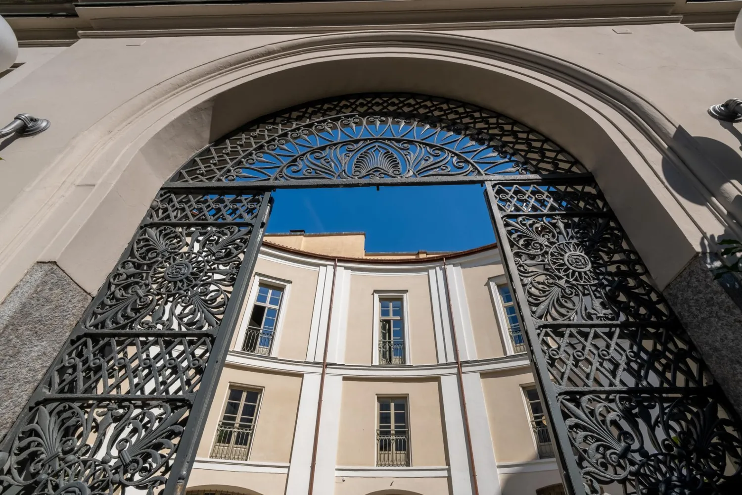 Welcome to the newly inaugurated Oriana Homèl Torino!