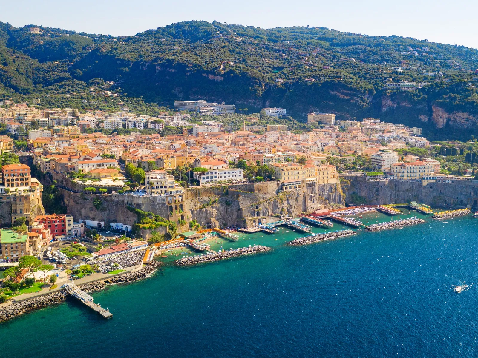 “Our destination is never a place, but a new way of seeing things.” (Henry Miller)