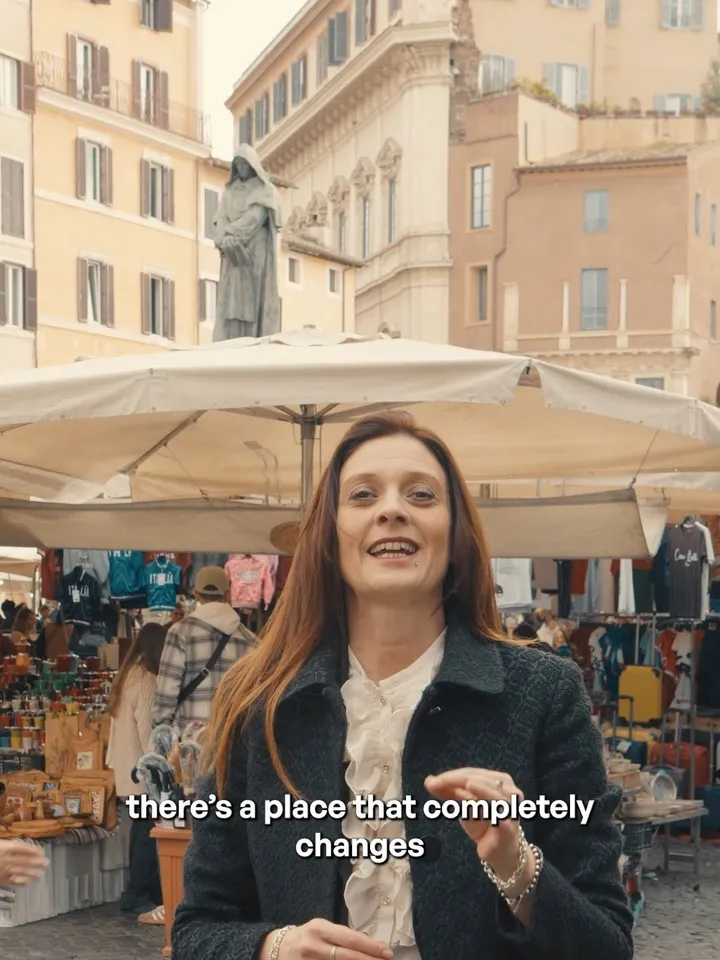 Campo de Fiori a Roma è una piazza che non dorme mai ☀️🌙

Scopri la sua doppia identità ✨

#oriana #homèl #curiosità #r…