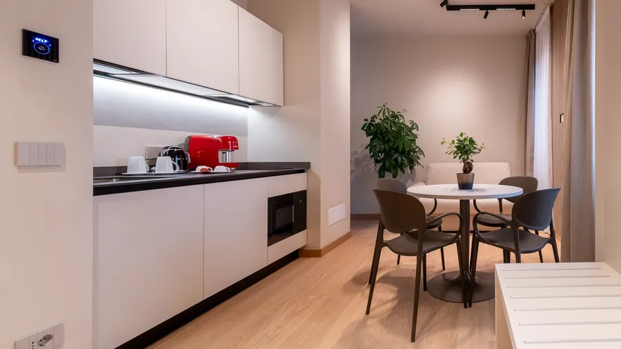 *Oriana Homèl*
Milan